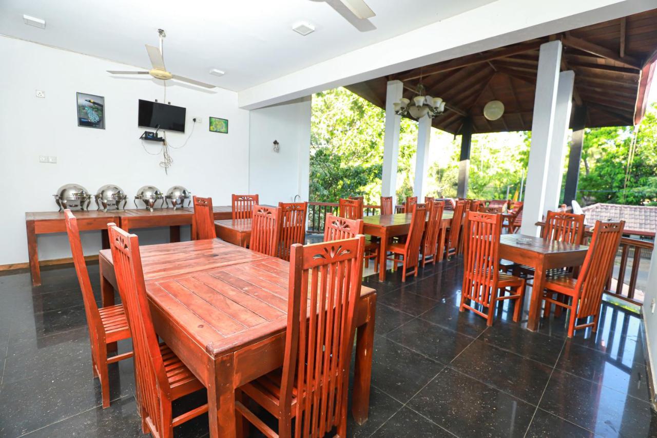 Yala Rich Lodge Тисамахарама Екстериор снимка
