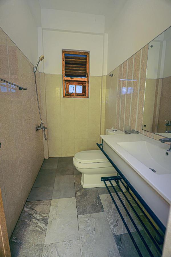 Yala Rich Lodge Тисамахарама Екстериор снимка