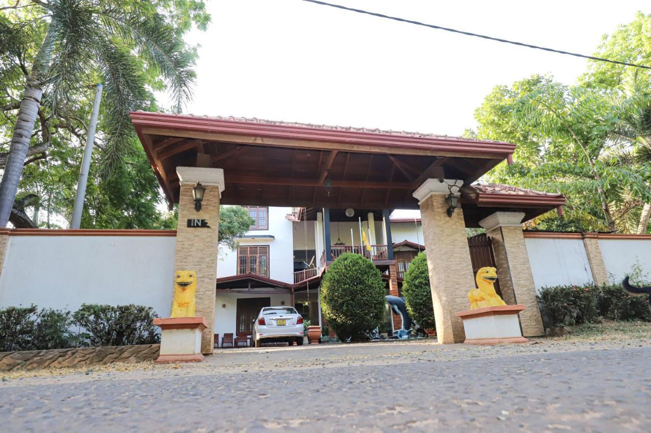 Yala Rich Lodge Тисамахарама Екстериор снимка